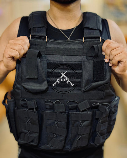 COMBAT VEST